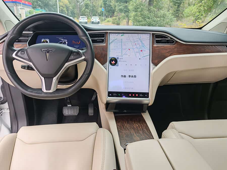 Tesla Model X 2018 immagine di auto #8