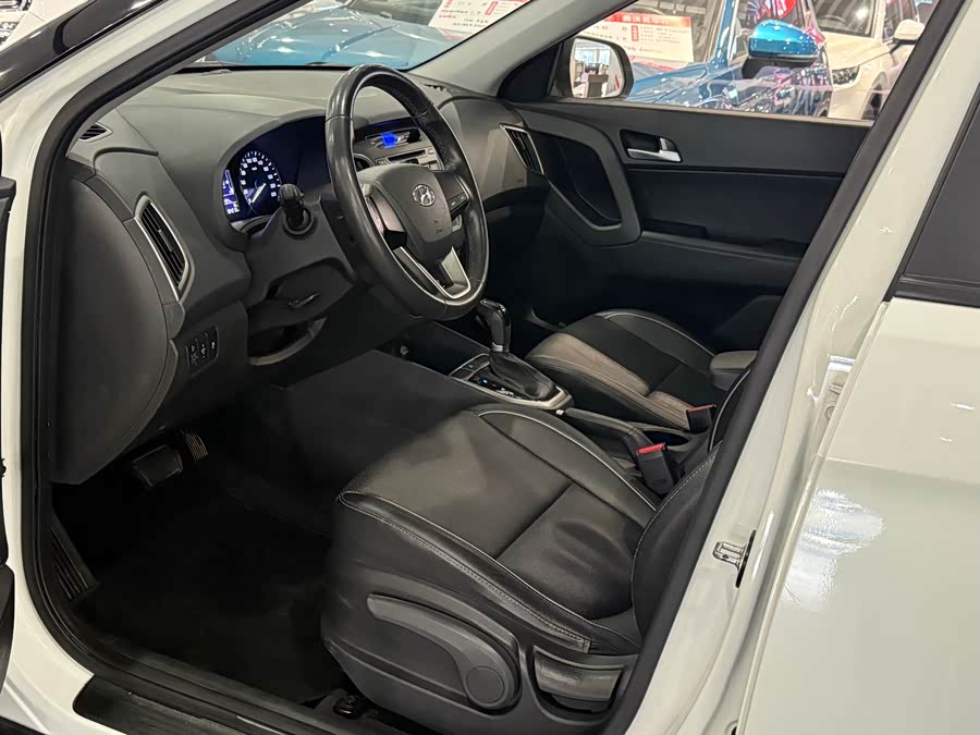 Hyundai ix25 2016 #8 Hyundai ix25 2016 car image #8