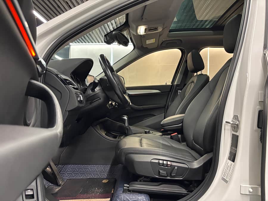 BMW X1 2019 car image #8