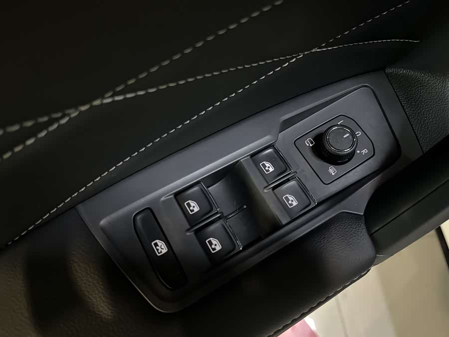 Volkswagen Tiguan L New Energy 2023 #8 Volkswagen Tiguan L New Energy 2023 imagem de carro #8