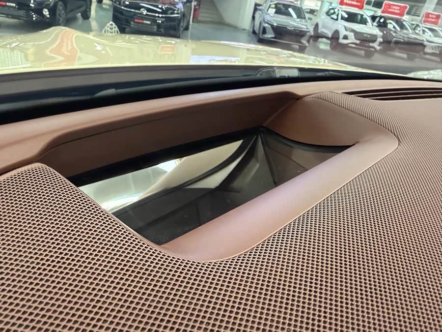 Mercedes-Benz Maybach GLS 2022 car image #8