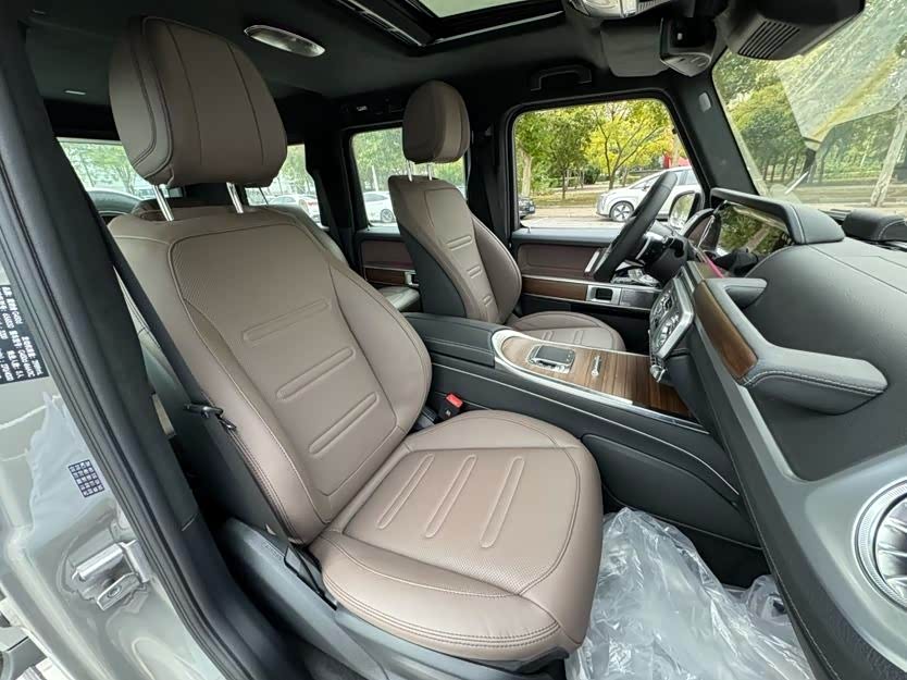 Mercedes-Benz car image #8