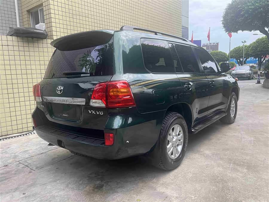 Toyota Land Cruiser 2014 immagine di auto #8