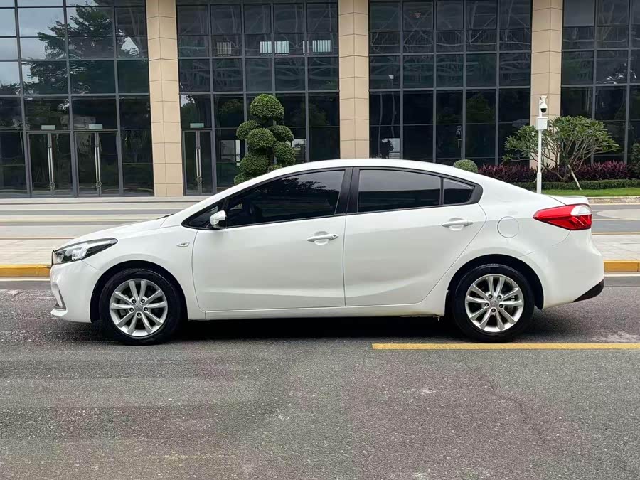 Kia K3 2017 #8 Kia K3 2017 car image #8