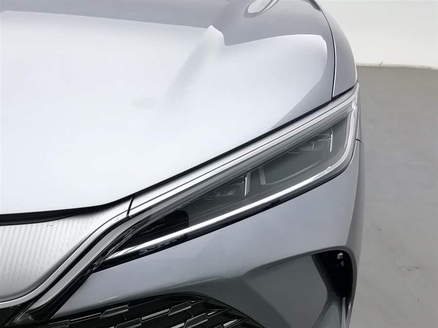 BYD SongL DM-i 2025 car image #8