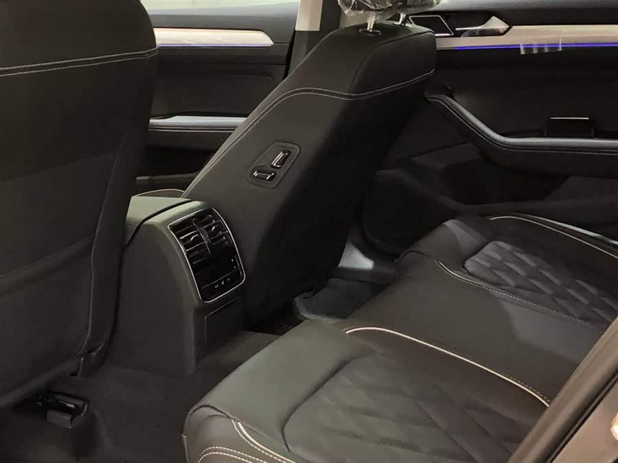 Volkswagen Magotan GTE 2023 car image #8