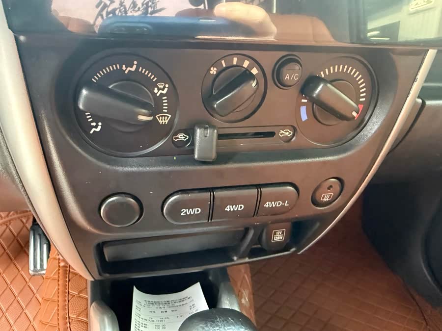 Suzuki Jimny (Imported) 2016 immagine di auto #8