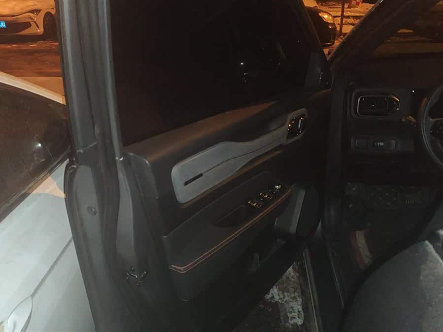 GEELY Cowboy 2025 car image #8