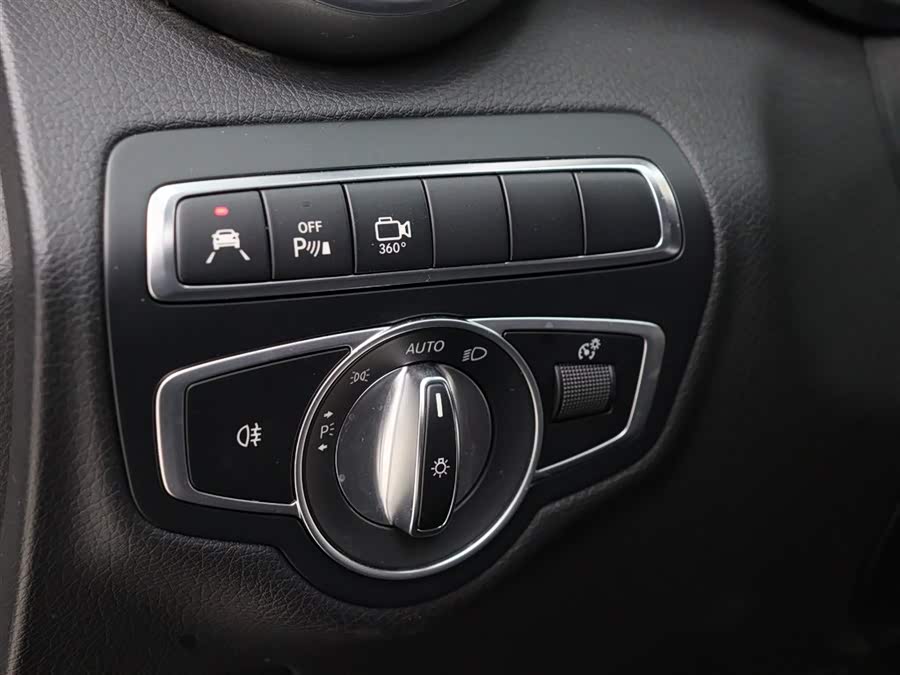 Mercedes-Benz C AMG 2018 immagine di auto #8