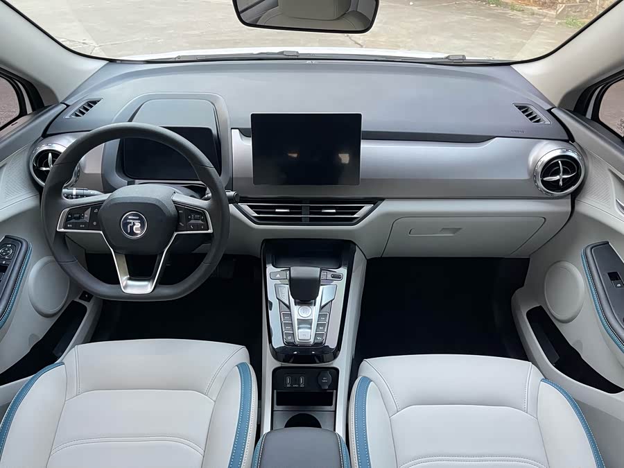 BYD Yuan Pro 2023 car image #8