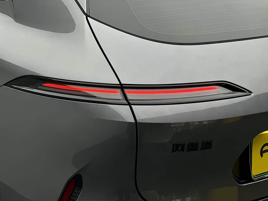 Avatr 07 2024 صورة سيارة #8