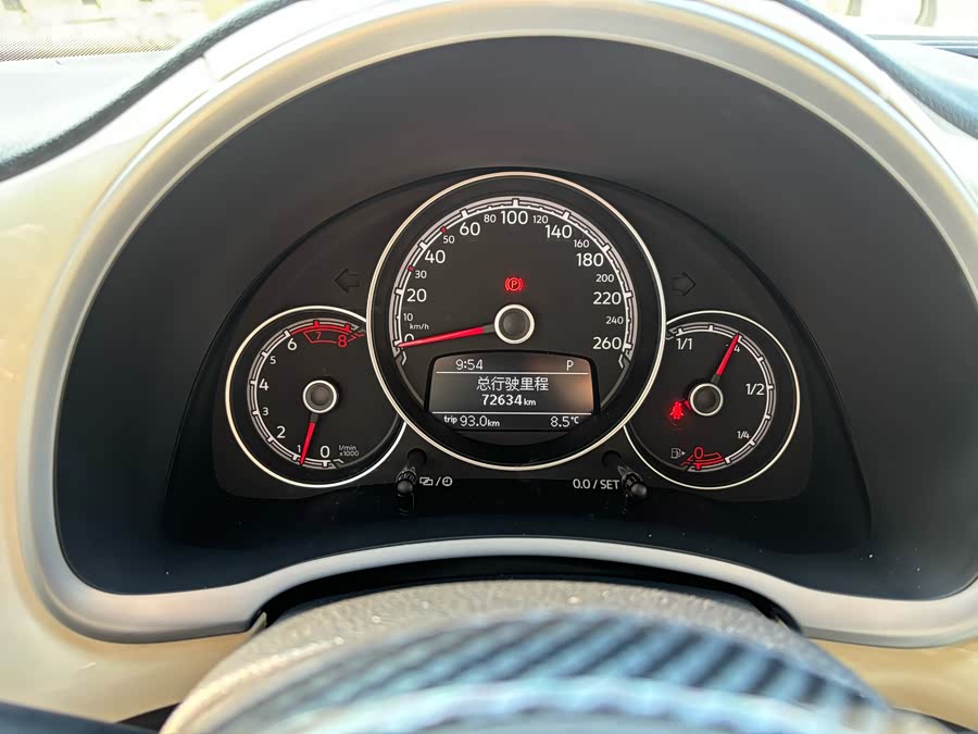 Volkswagen Beetle 2017 car image #8