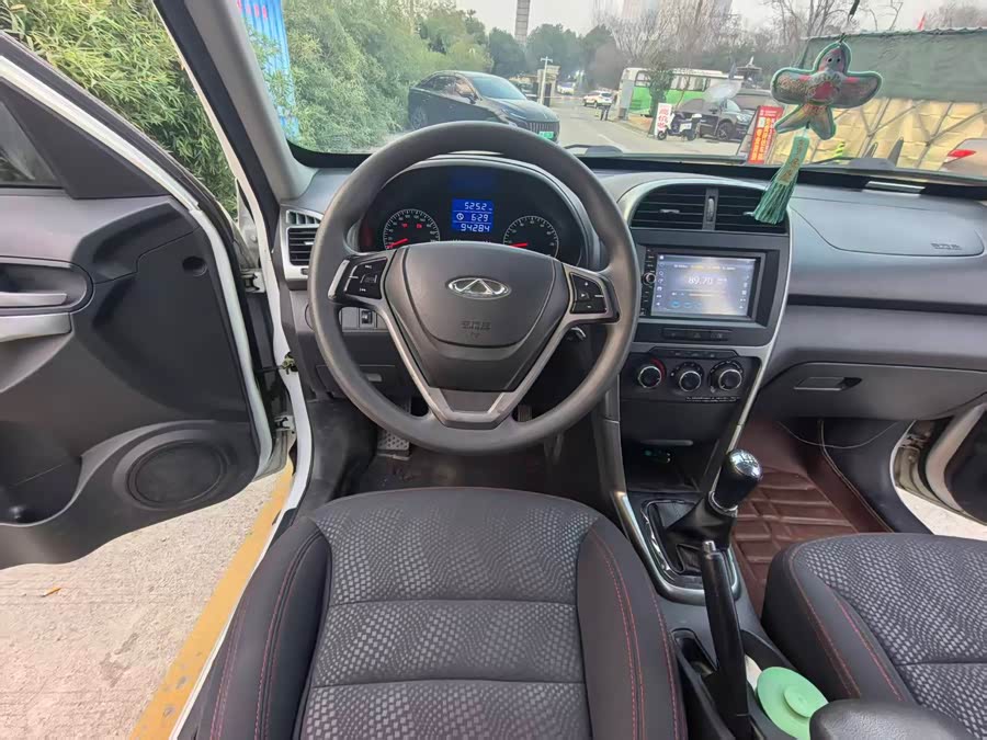 Chery Tiggo 3 2015 #8 Chery Tiggo 3 2015 car image #8