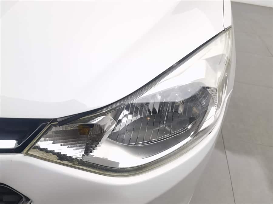 Chevrolet Sail 2015 car image #8