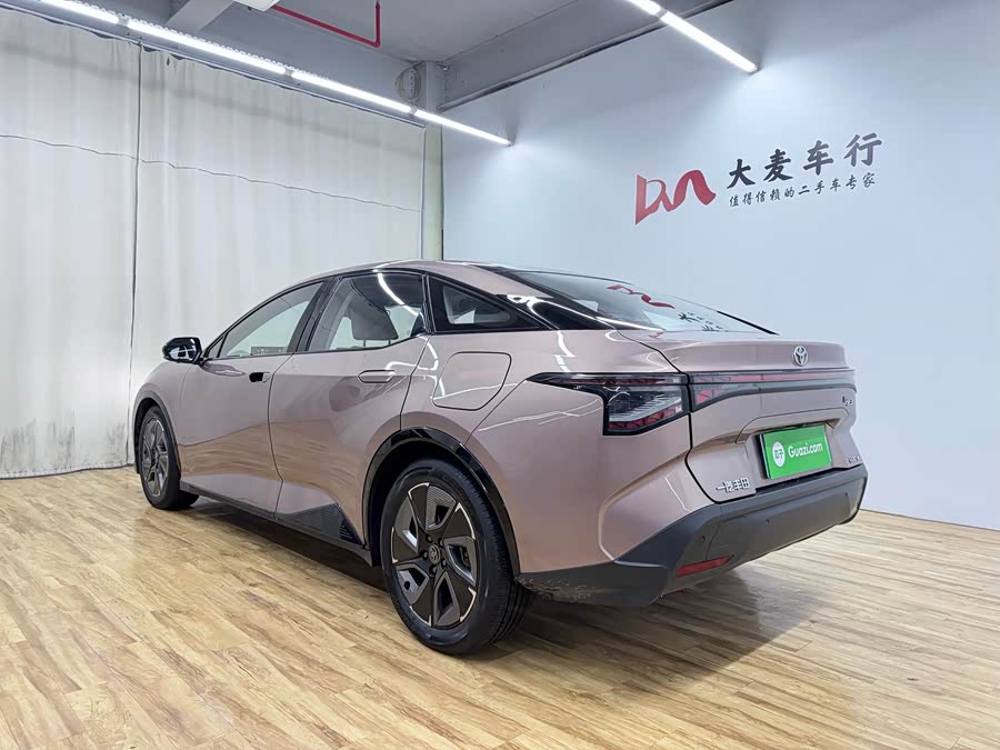 Toyota bZ3 2023 immagine di auto #8