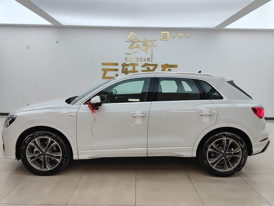 Audi Q3 2024 #8 Audi Q3 2024 car image #8