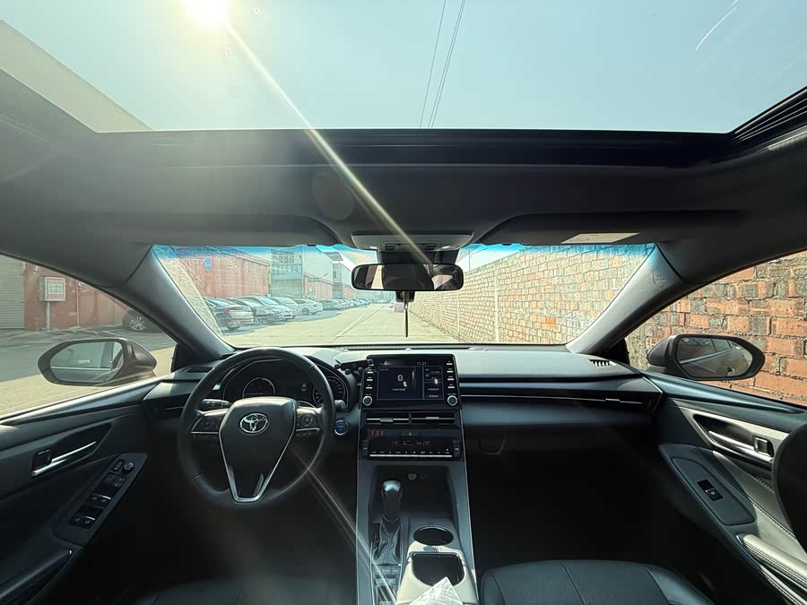 Toyota Avalon 2021 car image #8