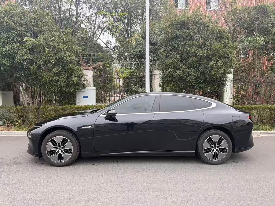 Xpeng P7 2024 immagine di auto #8