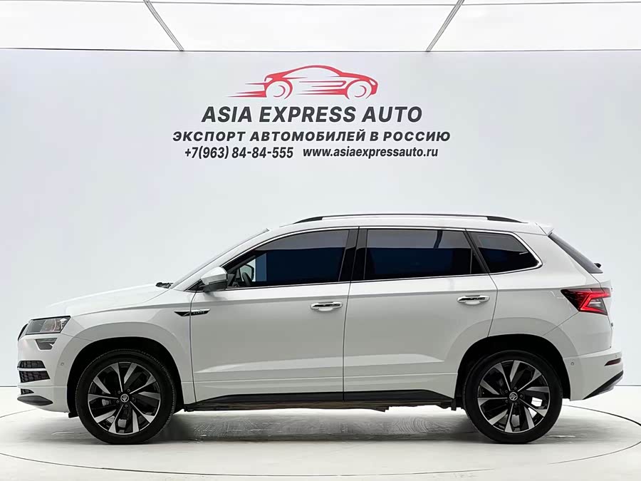 Skoda Karoq 2023 изображение автомобиля #8