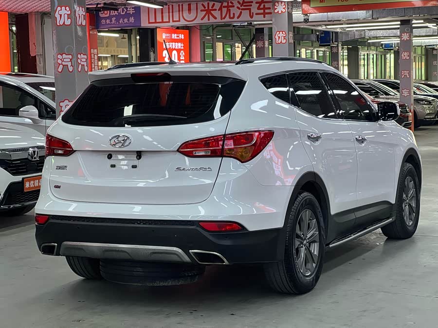 Hyundai Santa Fe 2014 #8 Hyundai Santa Fe 2014 car image #8