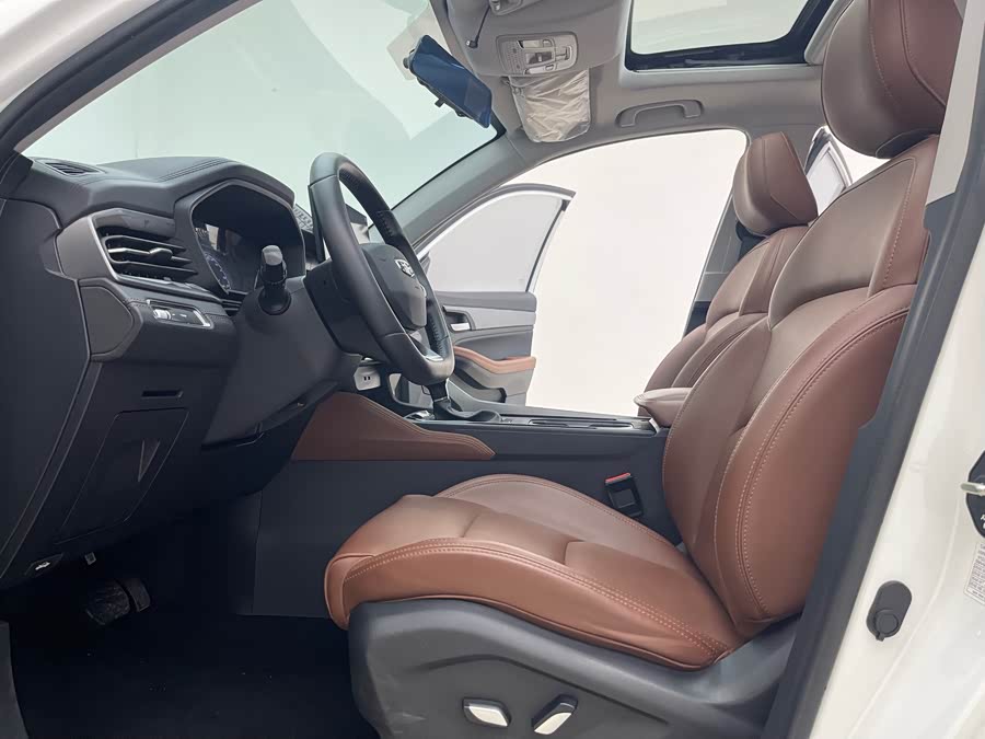 GEELY Vision X6 2023 car image #8