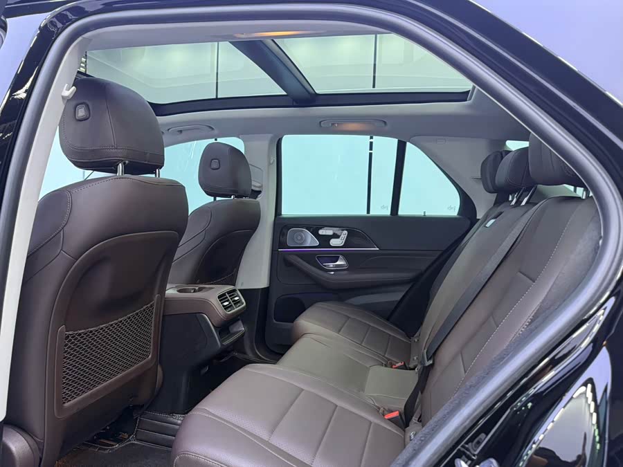 Mercedes-Benz GLE Class 2023 car image #8