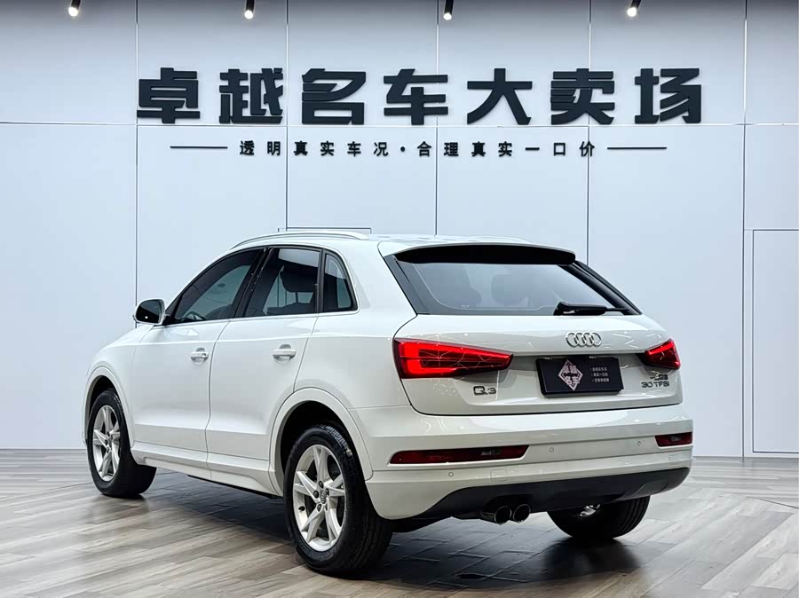 Audi Q3 2019 immagine di auto #8