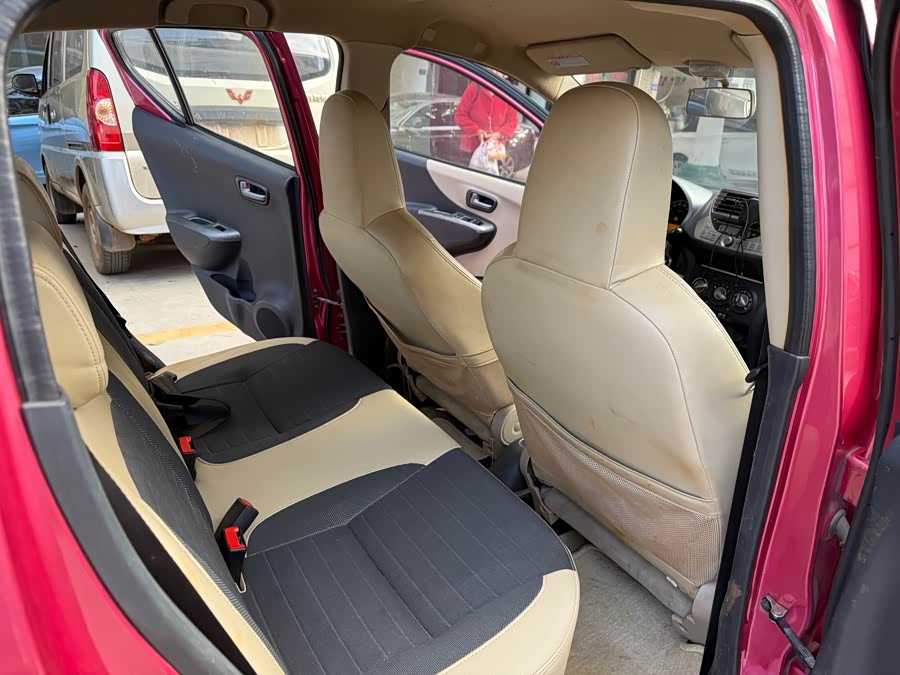 Suzuki Alto 2010 car image #8