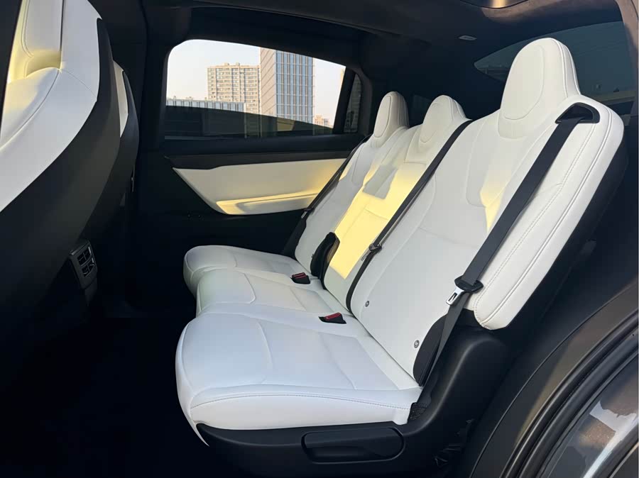 Tesla Model X 2018 #8 Tesla Model X 2018 car image #8