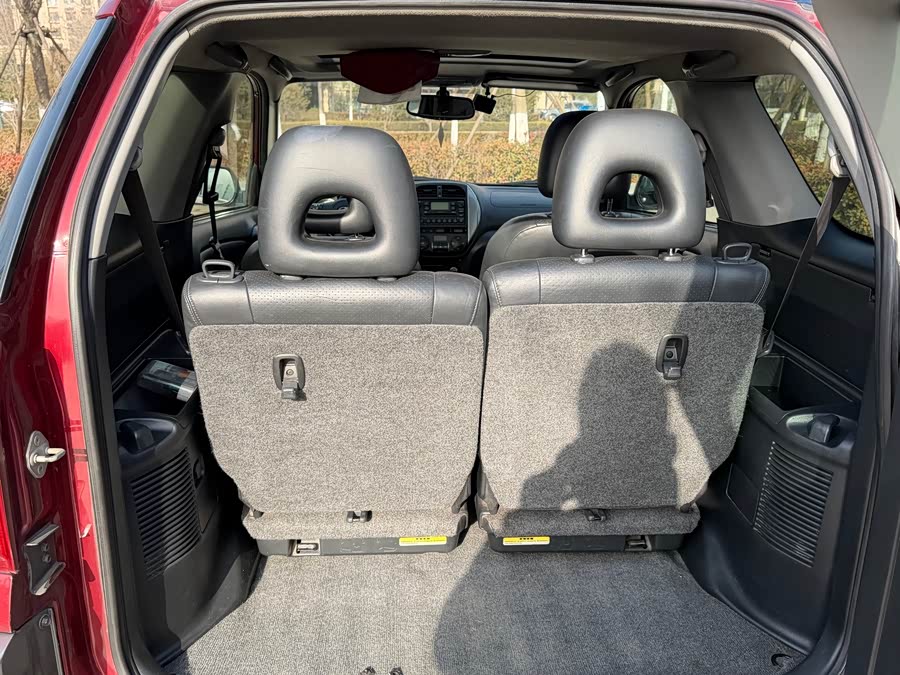 Toyota RAV4 (Imported) 2005 #8 Toyota RAV4 (Imported) 2005 immagine di auto #8