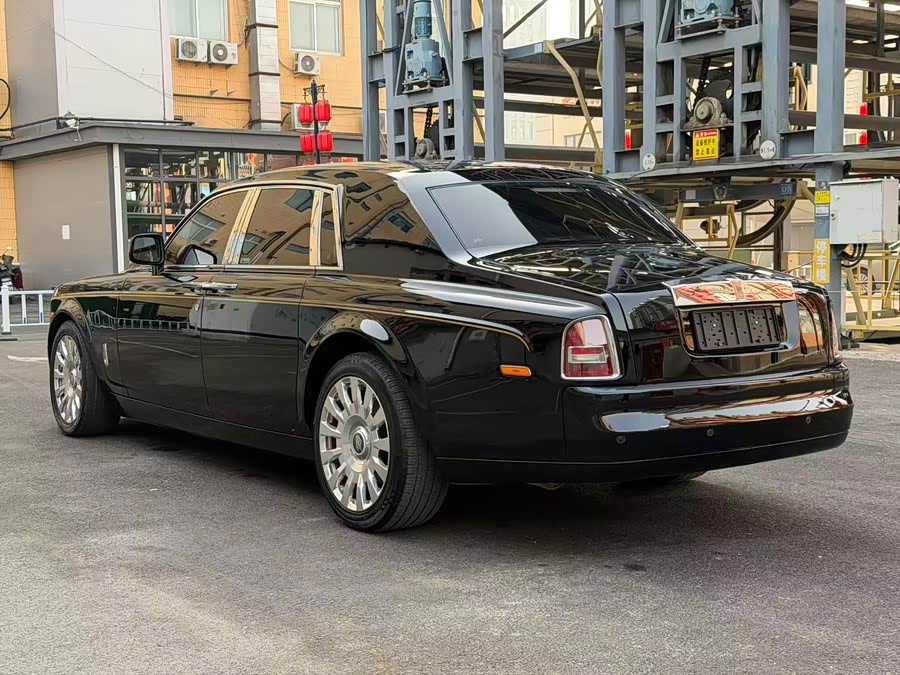 劳斯莱斯 幻影 2004 汽车图片 #8