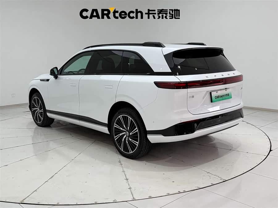 Xpeng G9 2024 immagine di auto #8