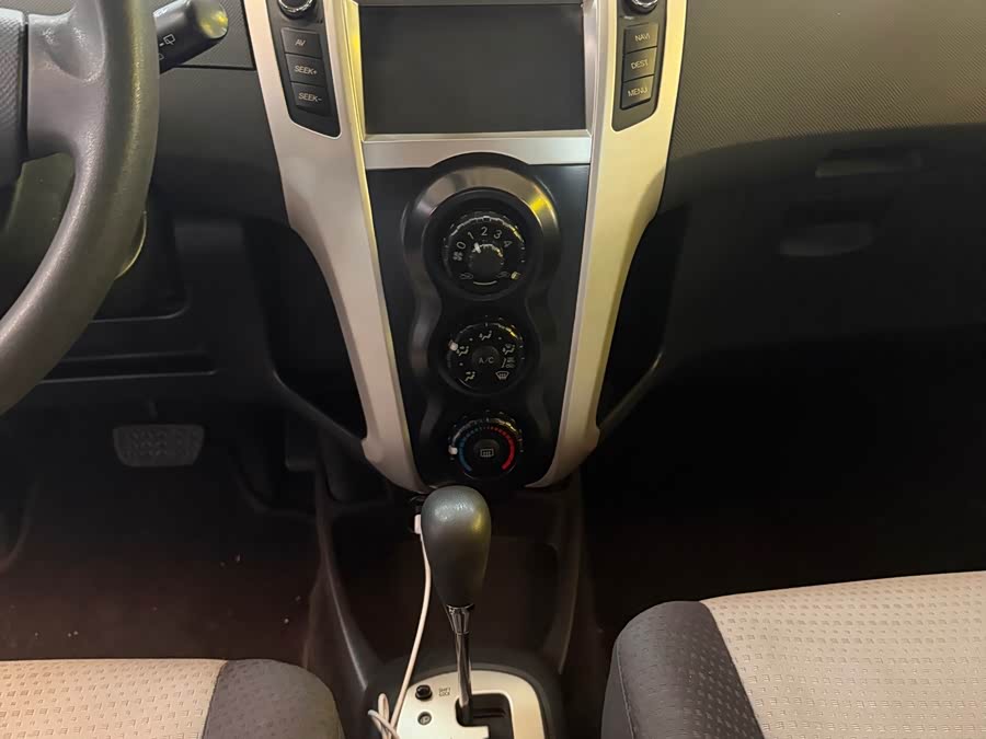 Toyota Yaris 2011 #8 Toyota Yaris 2011 imagem de carro #8