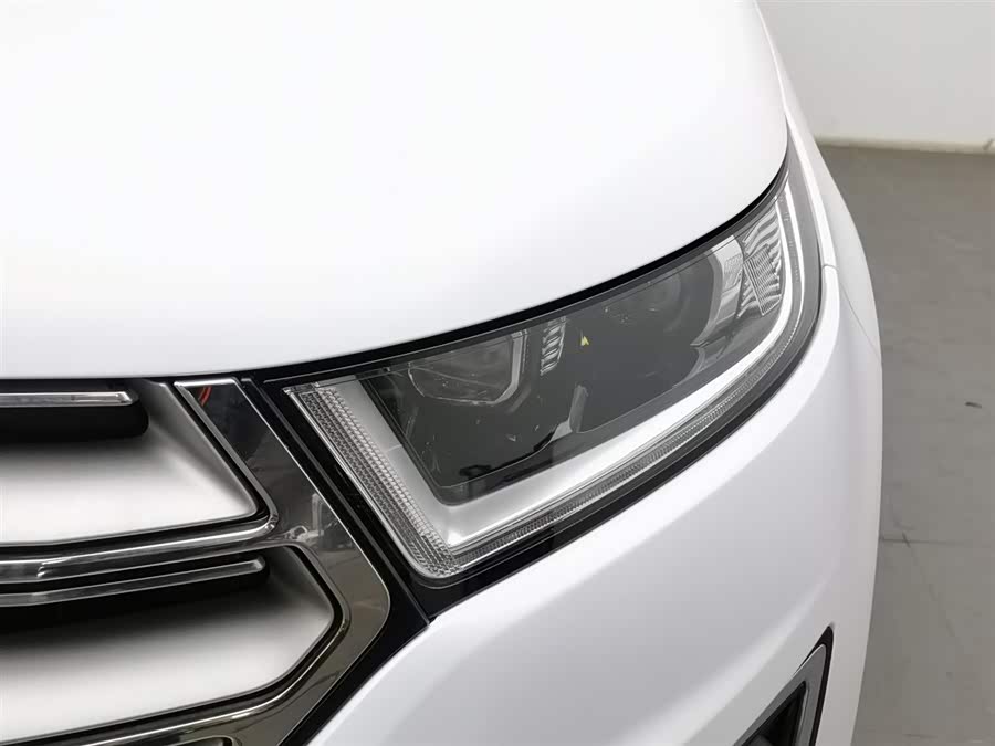 Ford Edge 2015 car image #8
