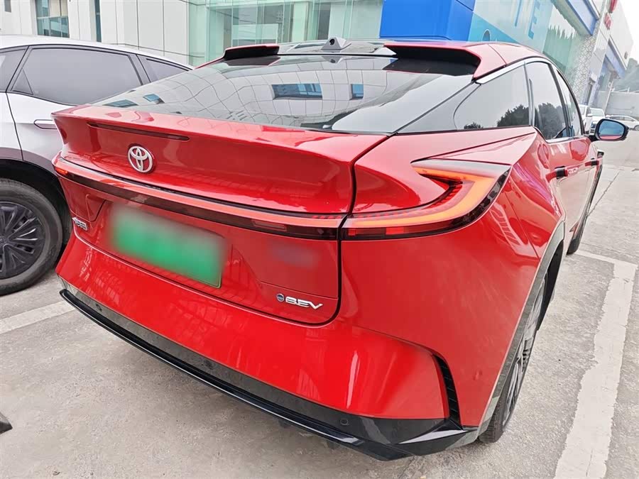 Toyota bZ5 2025 car image #8