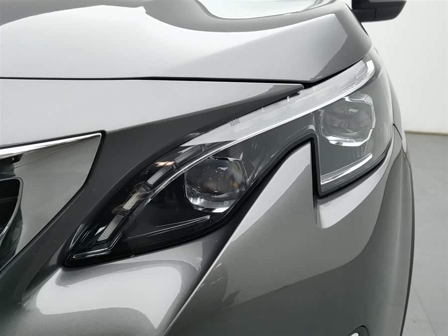 Peugeot 5008 2019 car image #8