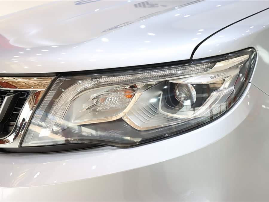 GEELY Boyue 2017 car image #8