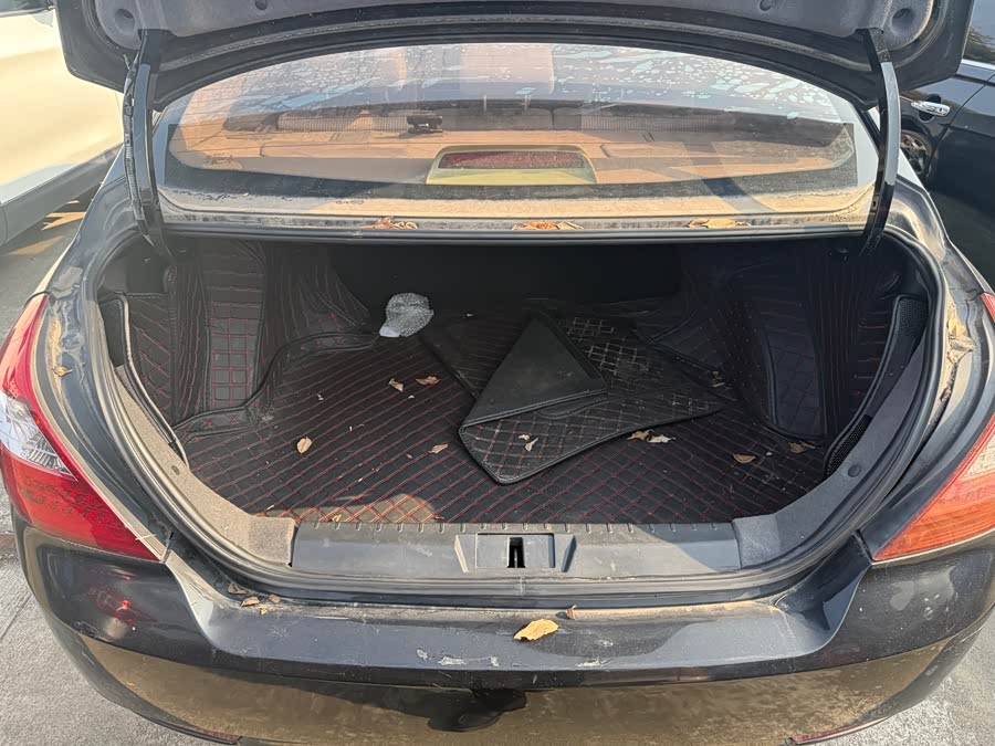 GEELY Emgrand Classic 2014 car image #8