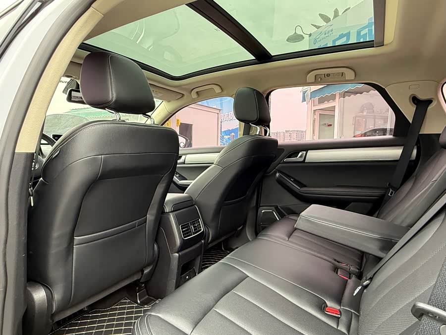 BYD Tang 2019 car image #8