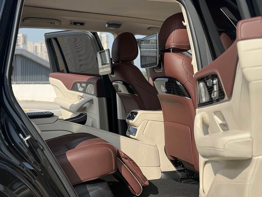 Mercedes-Benz GLS Class 2023 car image #8