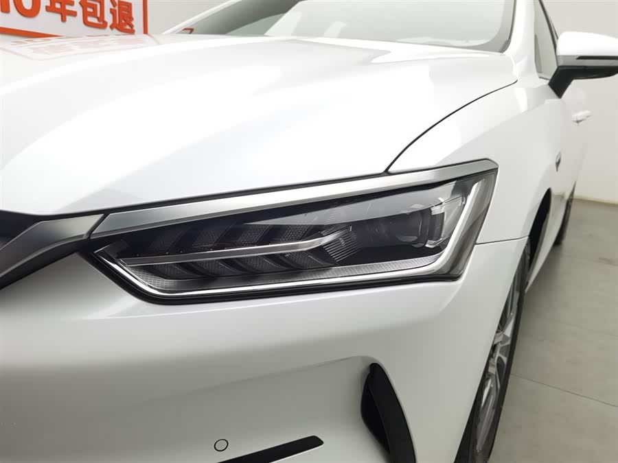 BYD Qin Plus 2023 immagine di auto #8