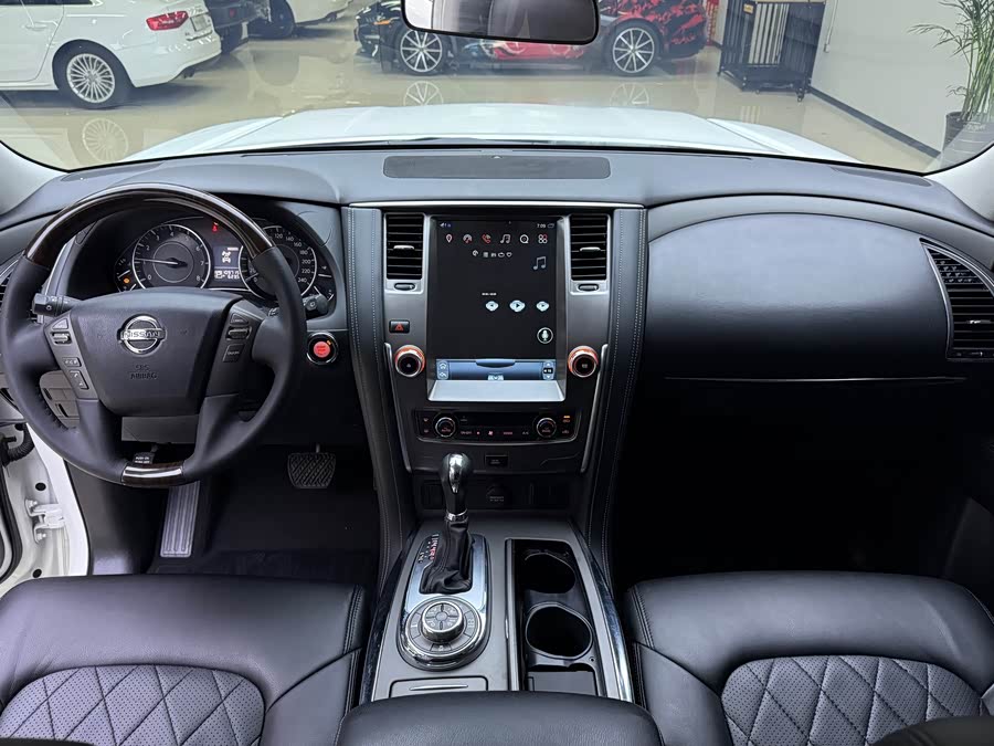 日产 途乐 2018 汽车图片 #8