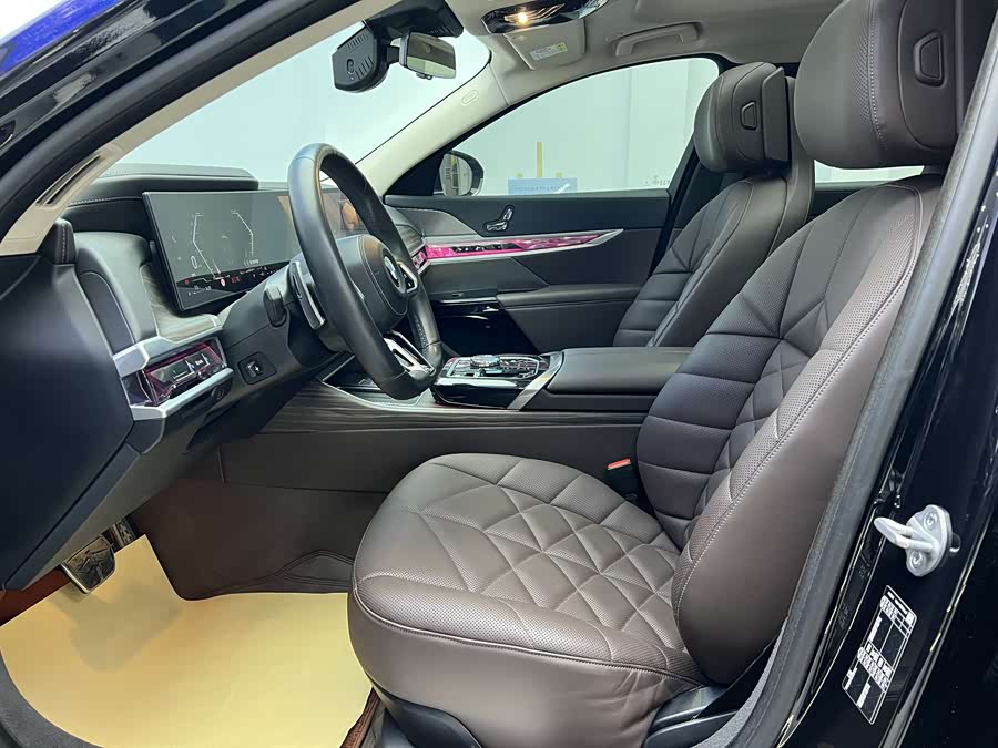 BMW X3 2024 car image #8