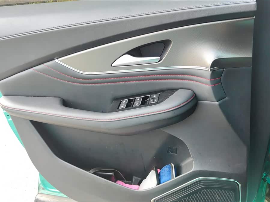 Forthing T5 EVO 2024 #8 Forthing T5 EVO 2024 car image #8