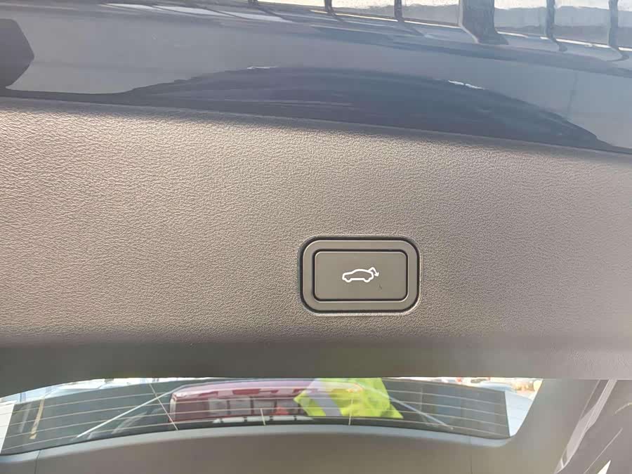 GEELY Monjaro 2025 car image #8