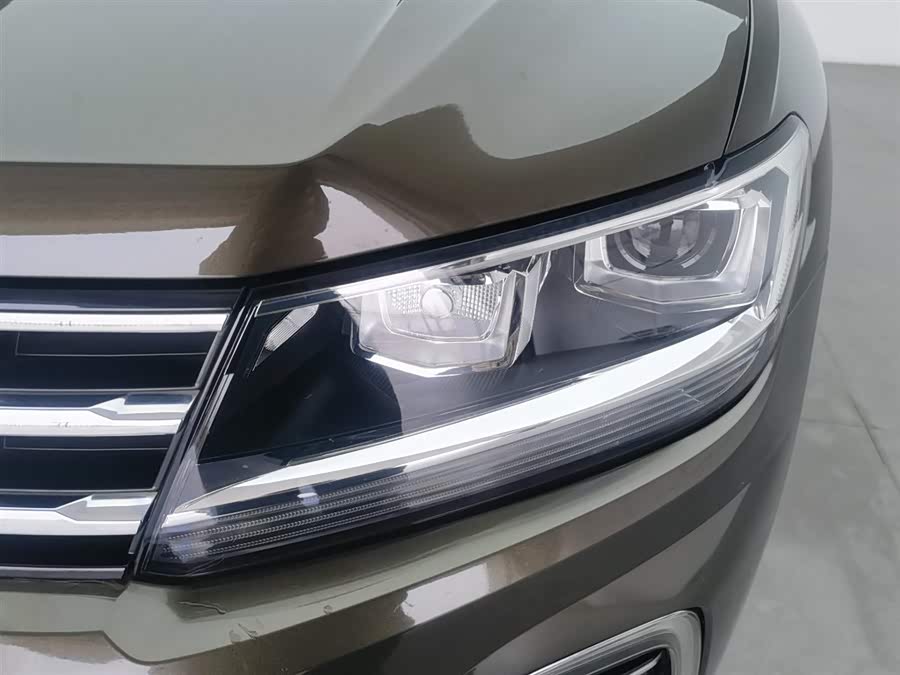 Volkswagen Tiguan L New Energy 2020 image de voiture #8