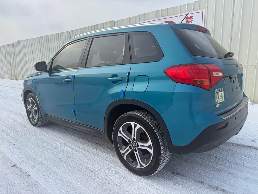 Suzuki Vitara 2017 immagine di auto #8