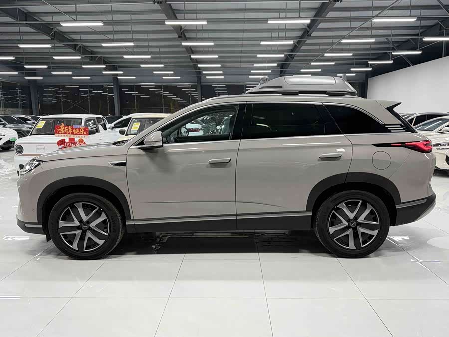 BYD Sea Lion 07 DM-i 2025 car image #8