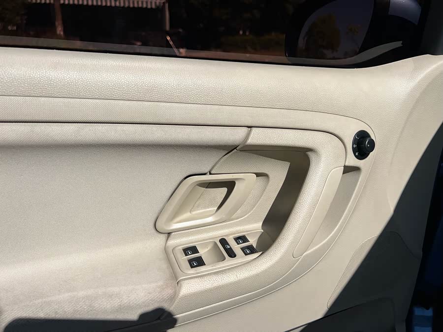 斯柯达 晶锐 2013 汽车图片 #8