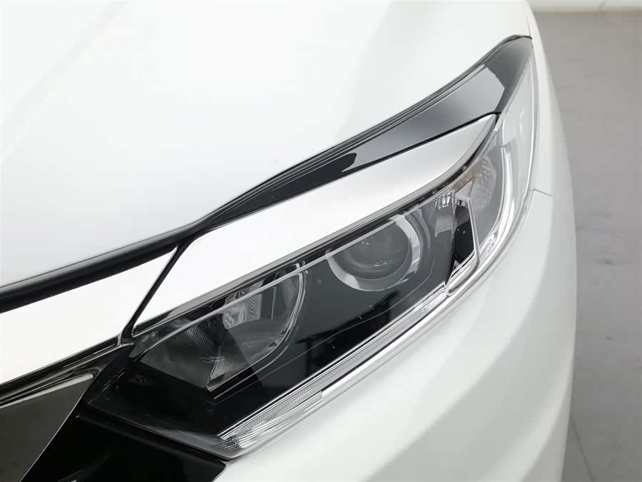 Honda VEZEL 2022 #8 Honda VEZEL 2022 car image #8